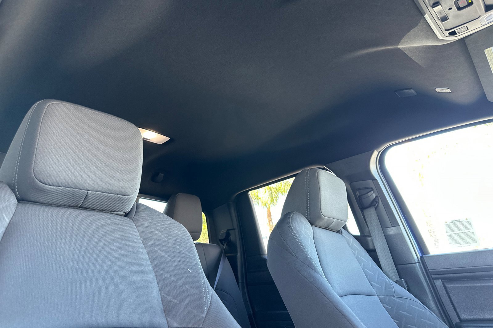 Used 2024 Toyota Tacoma SR5 AWD/4WD image 17