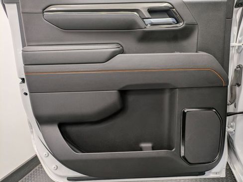 Used 2025 GMC Sierra 1500 AT4 w/ AT4 Premium Package image 23