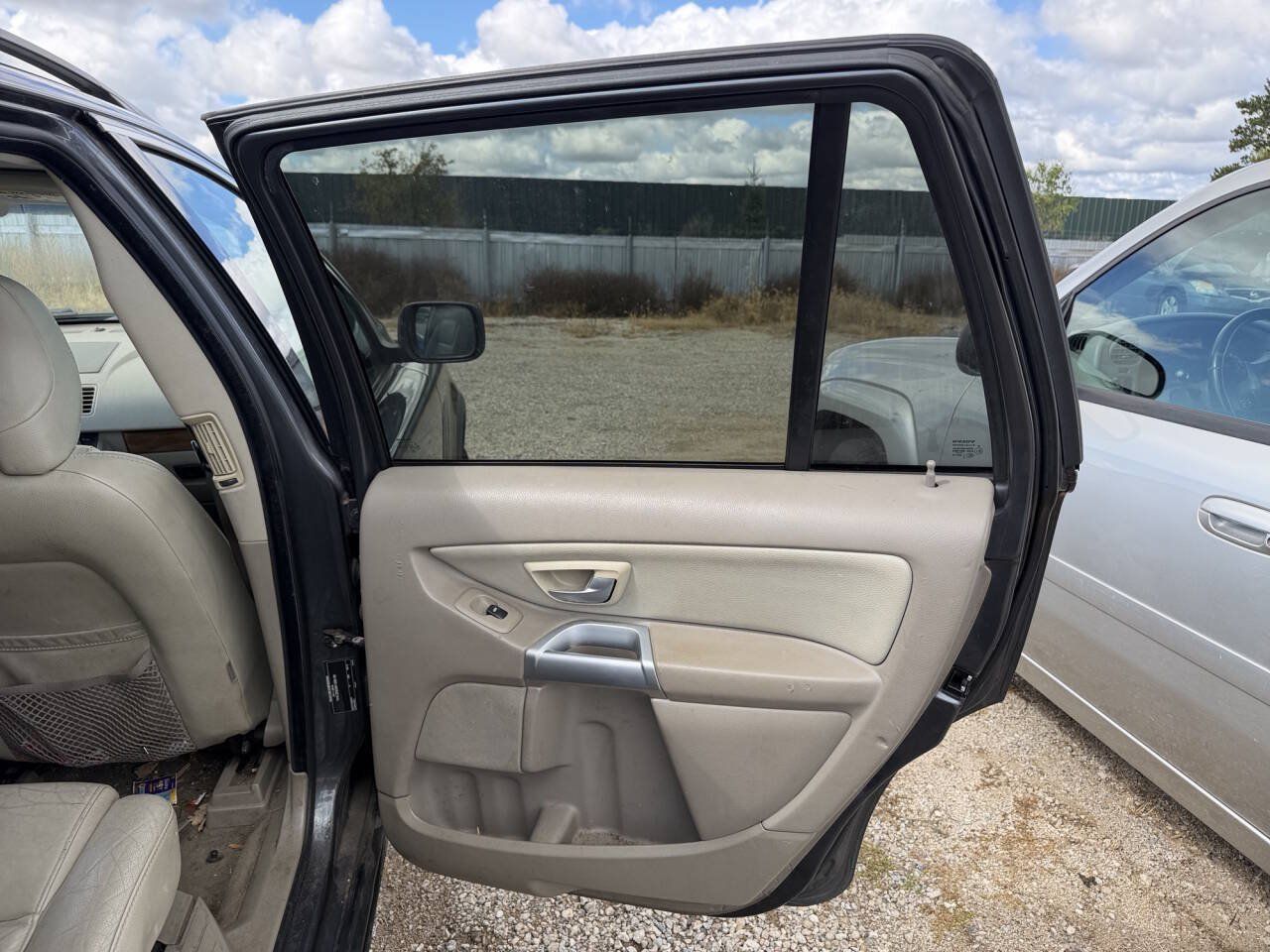 Used 2006 Volvo XC90 2.5T AWD/4WD image 26