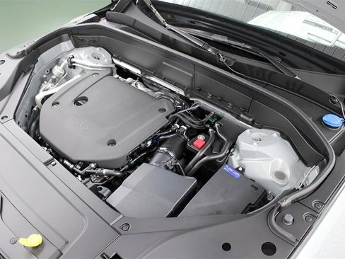 New 2026 Volvo XC90 B6 Ultra image 34
