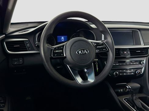 Used 2020 Kia Optima LX FWD image 18