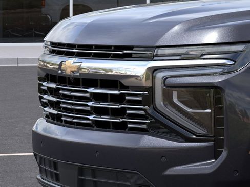 New 2026 Chevrolet Suburban Premier image 13
