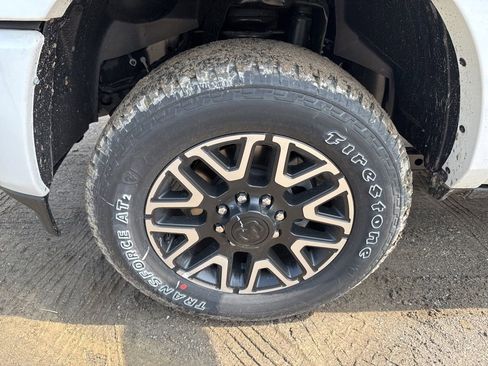 New 2026 RAM 2500 Limited AWD/4WD image 9