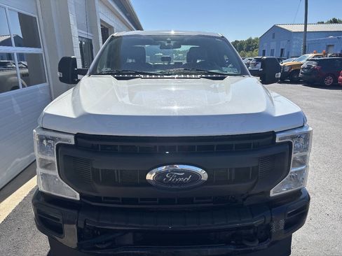 Used 2020 Ford F250 XL w/ Power Equipment Group AWD/4WD image 3