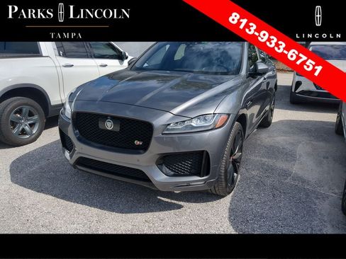 Used 2017 Jaguar F-PACE S AWD/4WD image 4