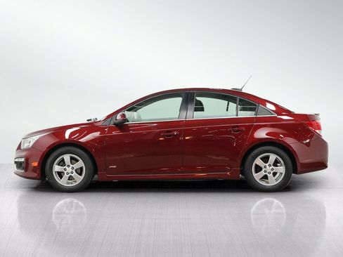 Used 2015 Chevrolet Cruze LT FWD image 2