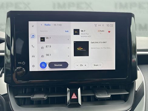 Used 2024 Toyota Corolla LE image 16