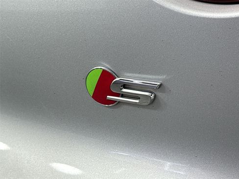 Used 2015 Jaguar F-TYPE S image 15