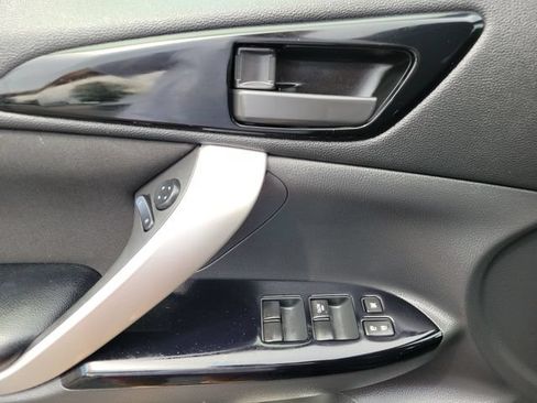 Used 2024 Mitsubishi Eclipse Cross AWD image 15