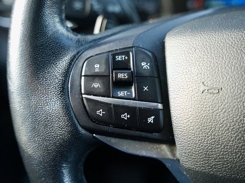 Used 2020 Ford Explorer Limited image 17