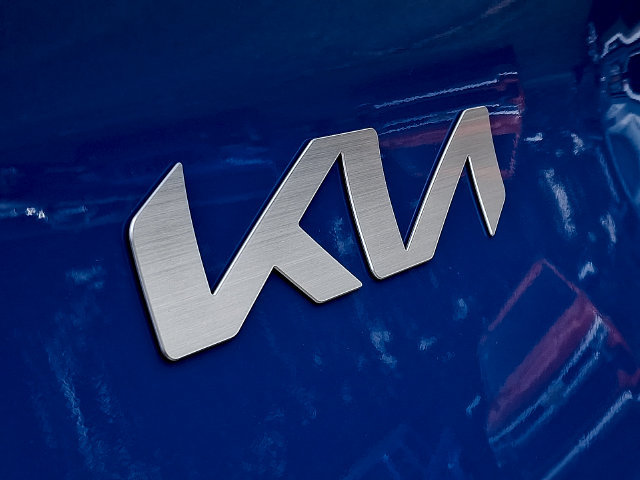 New 2027 Kia Sportage SX FWD image 21