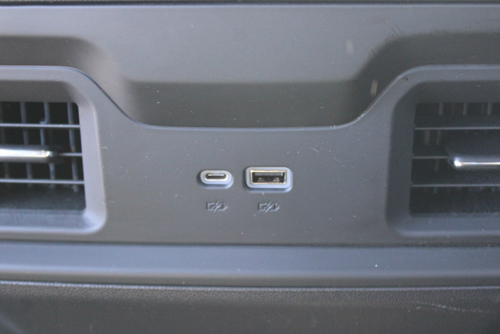 Used 2022 Chevrolet Silverado 1500 LT RWD image 29