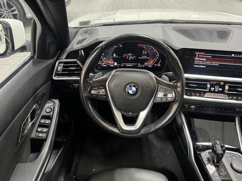 Used 2019 BMW 330i xDrive Sedan w/ Convenience Package AWD/4WD image 15