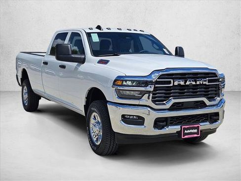 New 2026 RAM 2500 Tradesman w/ Chrome Appearance Group AWD/4WD image 3