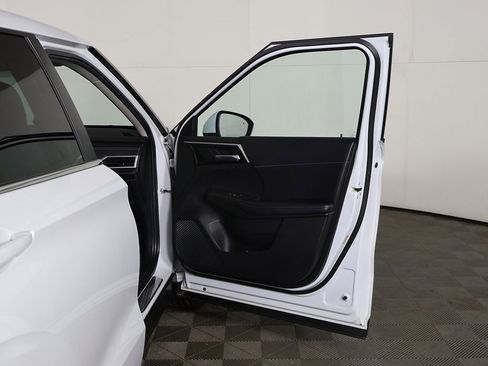 Used 2022 Mitsubishi Outlander SEL Black Edition image 23