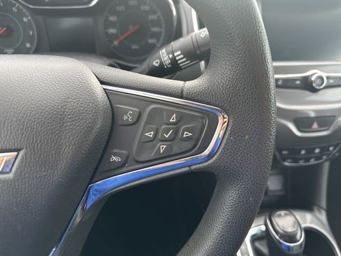 Used 2018 Chevrolet Cruze LT w/ LT Fleet Convenience Package image 10