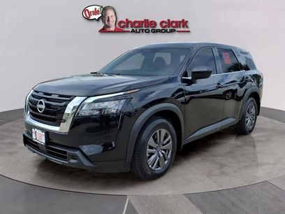 Used 2025 Nissan Pathfinder S
