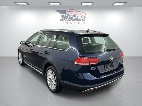 Used 2019 Volkswagen Golf Alltrack S AWD/4WD image 6