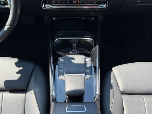 Used 2021 Mercedes-Benz GLA 250 4MATIC image 12