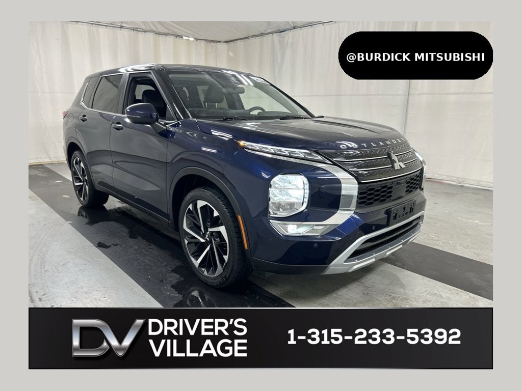Used 2024 Mitsubishi Outlander SE AWD/4WD image 1