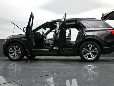 Used 2020 Ford Explorer Platinum AWD/4WD image 38