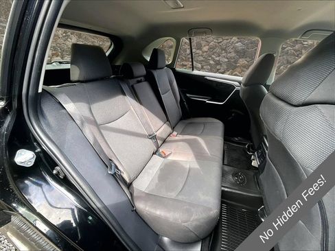 Used 2022 Toyota RAV4 LE AWD/4WD image 24