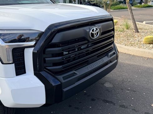 New 2026 Toyota Tundra SR image 8