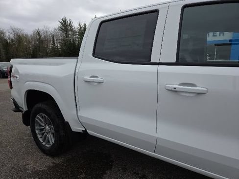 New 2026 Chevrolet Colorado LT w/ LT Convenience Package AWD/4WD image 36