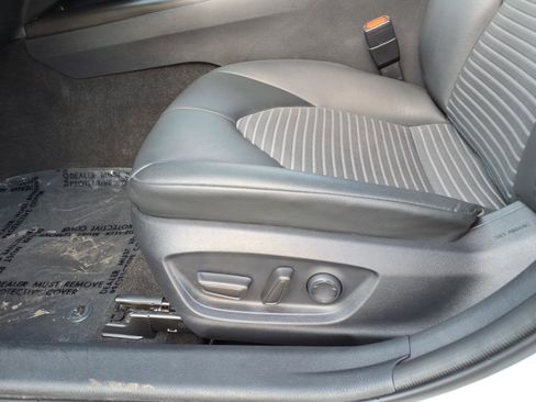 Certified 2023 Toyota Camry SE AWD/4WD image 12