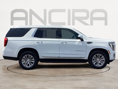 Used 2025 GMC Yukon Denali AWD/4WD image 13