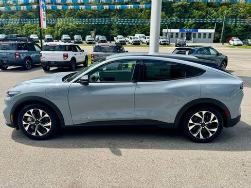 New 2025 Ford Mustang Mach-E Select w/ Comfort Package Lite image 4