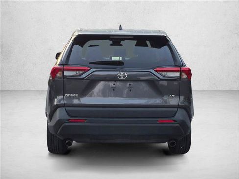 Used 2023 Toyota RAV4 LE FWD image 6