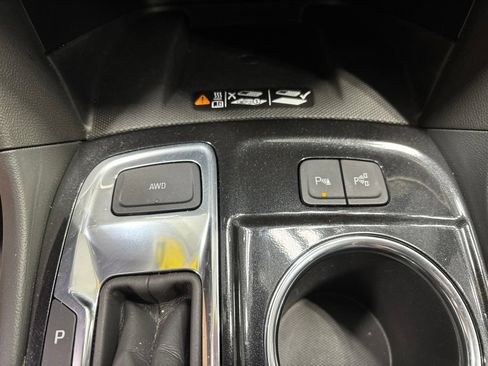 Used 2024 Chevrolet Equinox Premier AWD/4WD image 29