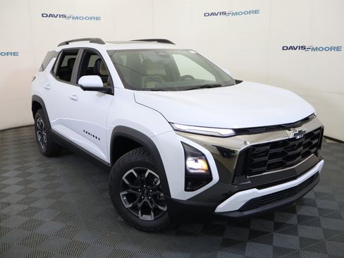 New 2026 Chevrolet Equinox ACTIV AWD/4WD image 2