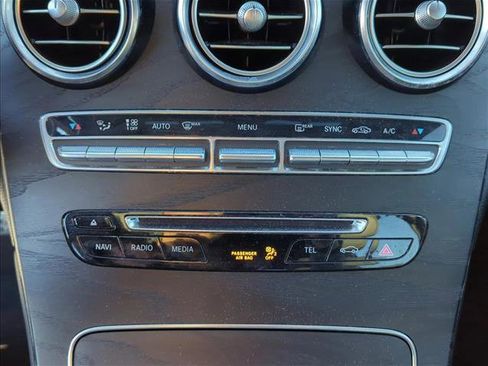 Used 2019 Mercedes-Benz GLC 300 GLC 300 image 18