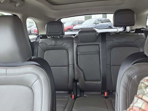 New 2026 Lincoln Corsair Reserve image 16