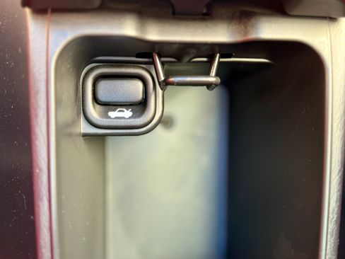 Used 2000 Honda S2000 image 61