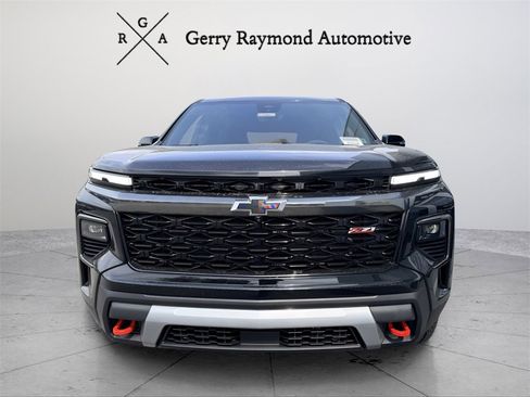 New 2026 Chevrolet Traverse Z71 w/ Driver Confidence Package image 2