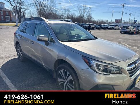 Used 2018 Subaru Outback 3.6R Limited image 9