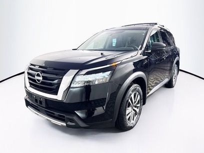 New 2025 Nissan Pathfinder SL