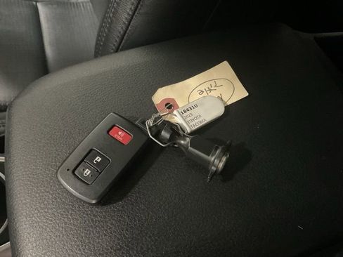 Used 2023 Toyota Tacoma Limited w/ Black Out Package (TMS) image 23