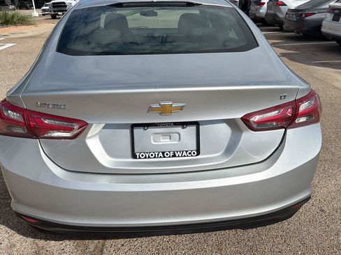 Used 2022 Chevrolet Malibu LT FWD image 4