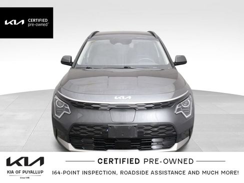 Certified 2023 Kia Niro Wind w/ Wind Preserve Package FWD image 3
