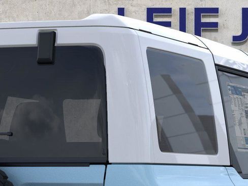 New 2025 Ford Bronco Heritage Edition image 25