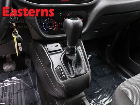 Used 2021 RAM ProMaster City Tradesman FWD image 12
