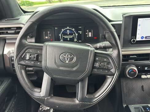 Used 2024 Toyota Tacoma SR5 AWD/4WD image 29