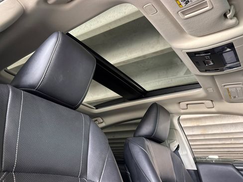 Used 2023 Lexus ES 350 w/ Accessory Package (Z1) FWD image 23
