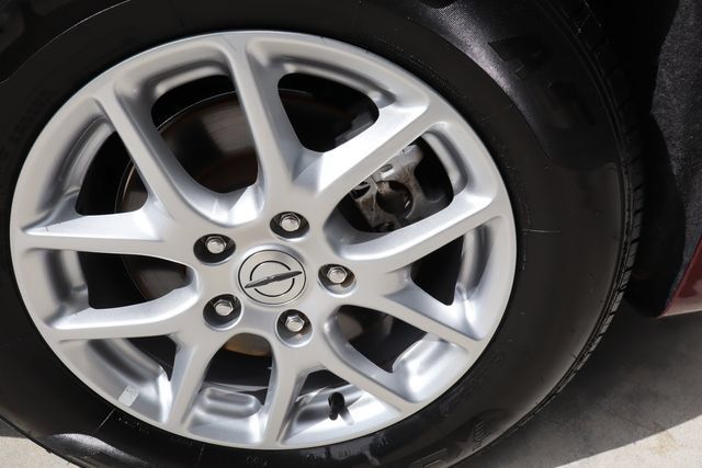 Used 2023 Chrysler Voyager LX FWD image 43