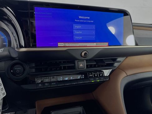 New 2026 Toyota Crown Signia image 19