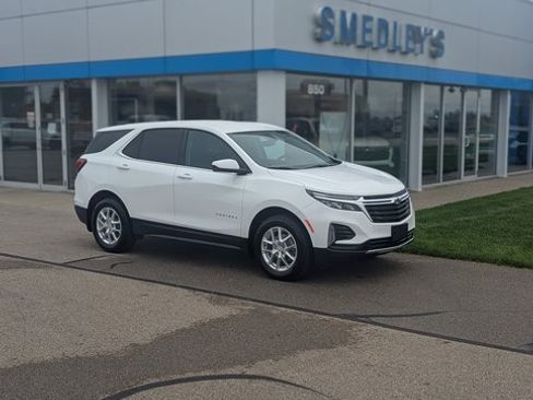 Used 2024 Chevrolet Equinox LT image 1